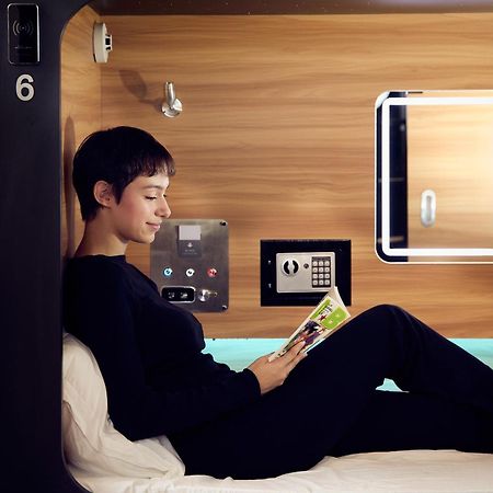 Capsule Hotel Μόντρεαλ Εξωτερικό φωτογραφία
