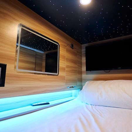 Capsule Hotel Μόντρεαλ Εξωτερικό φωτογραφία