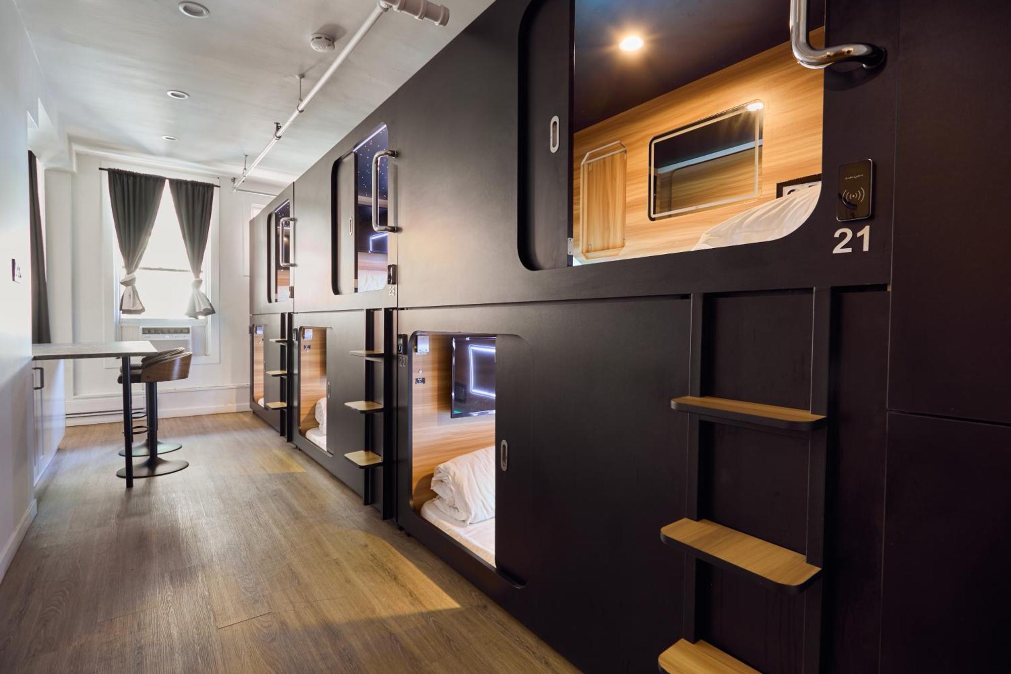 Capsule Hotel Μόντρεαλ Εξωτερικό φωτογραφία
