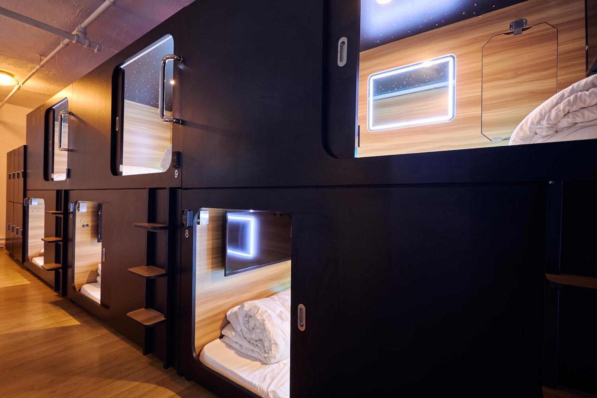 Capsule Hotel Μόντρεαλ Εξωτερικό φωτογραφία